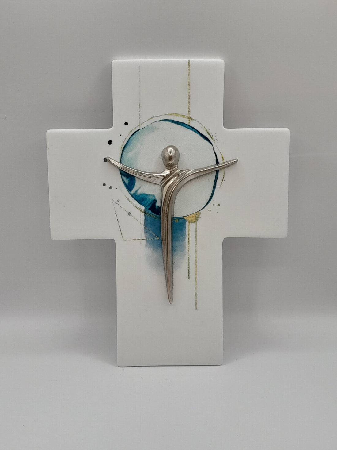 Wandkreuz Porzellan, mit Metallcorpus (blau)