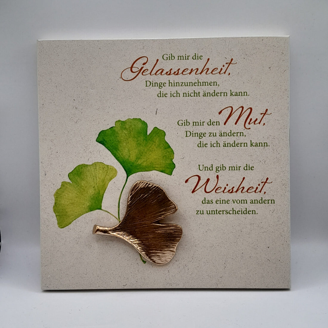 Steintafel "Gelassenheit, Mut, Weisheit"