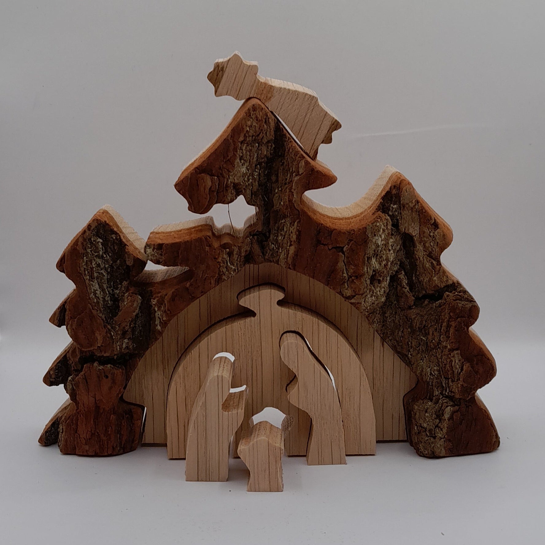 Krippe aus Holz, mit Rinde 14 cm