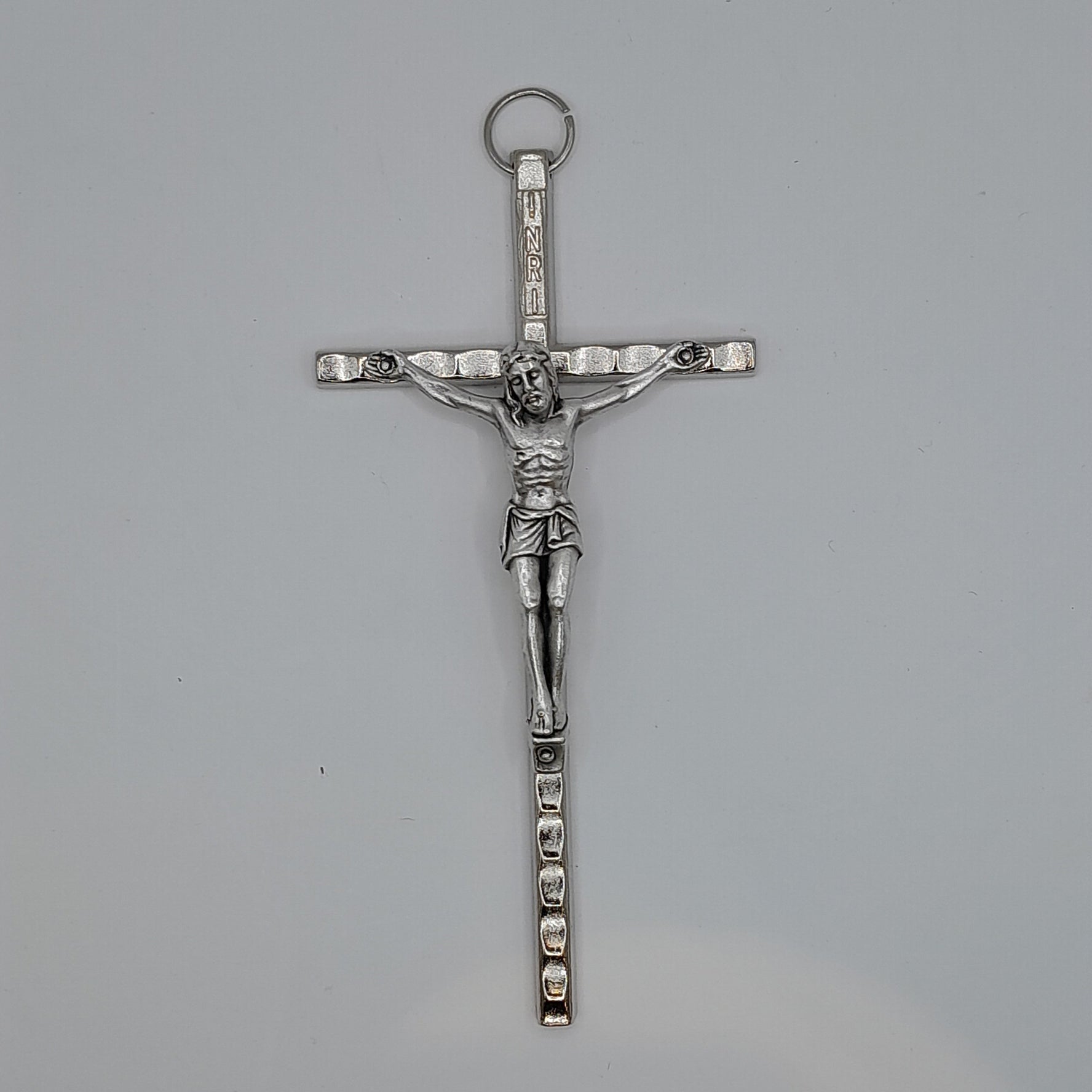 Metallkreuz mit Corpus, nickelfarben