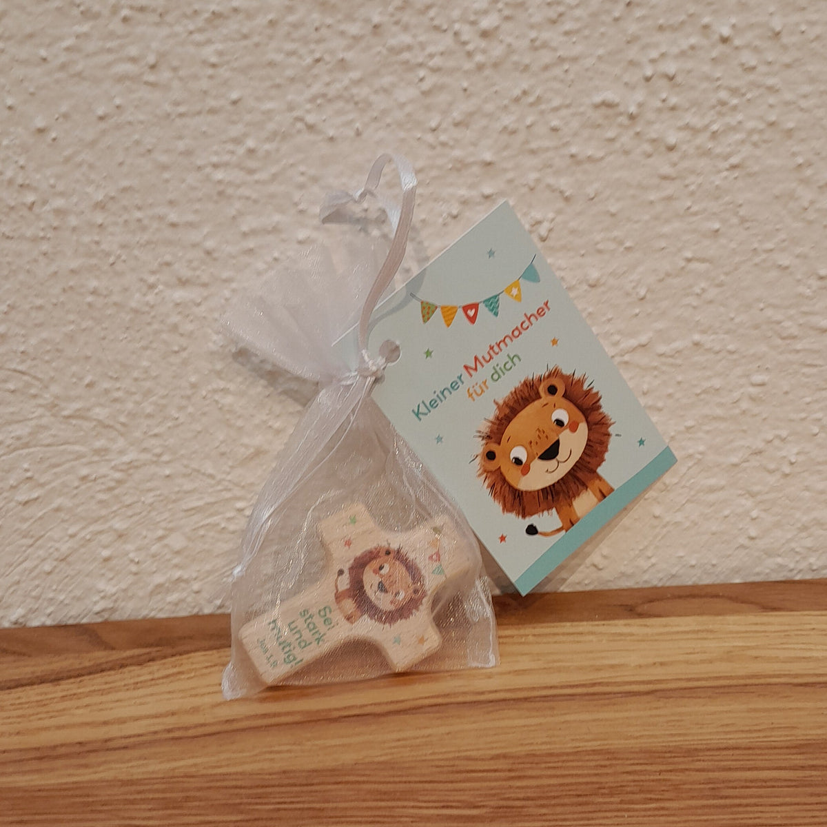 Handschmeichlerkreuz Holz "Löwe"